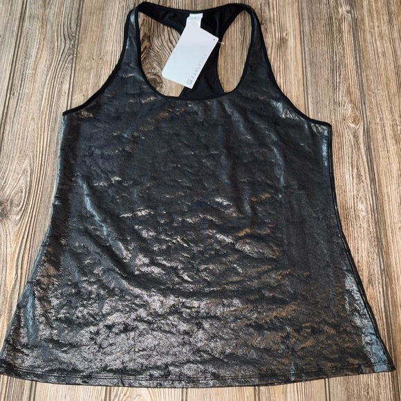 Fabletics Eiffel Tank Charcoal Petal Print Size Large NWT - Picture 2 of 7